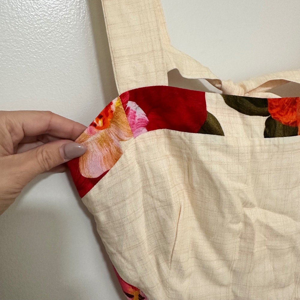 Closet Collection | NWT Floral Tropical Print Open Back Dress, Size S - Picture 3 of 6